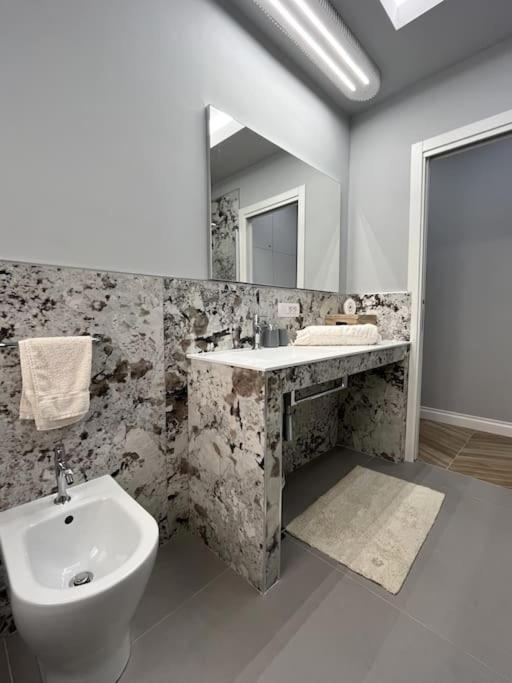 Apartment G&g