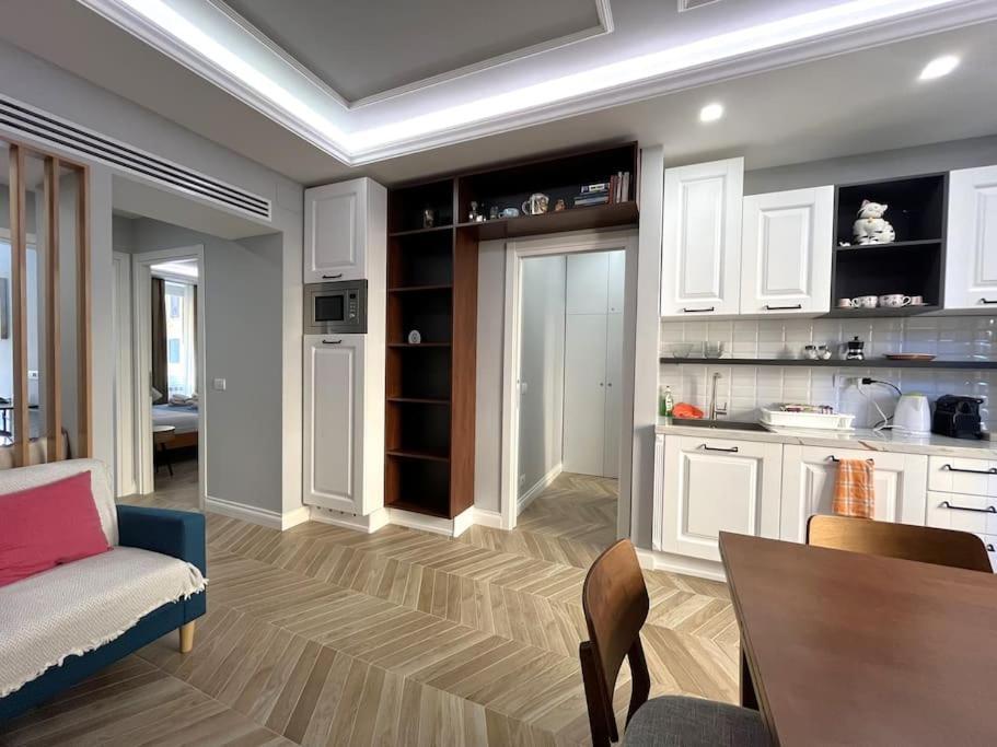 Apartment G&g *