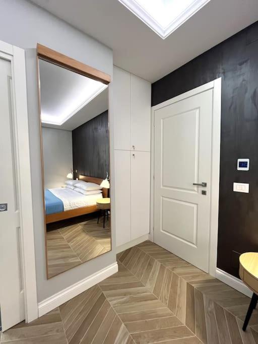 Apartment G&g