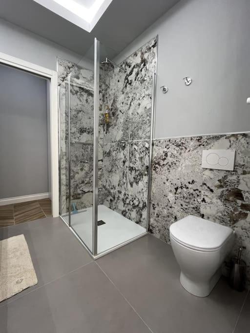 Apartment G&g Rom